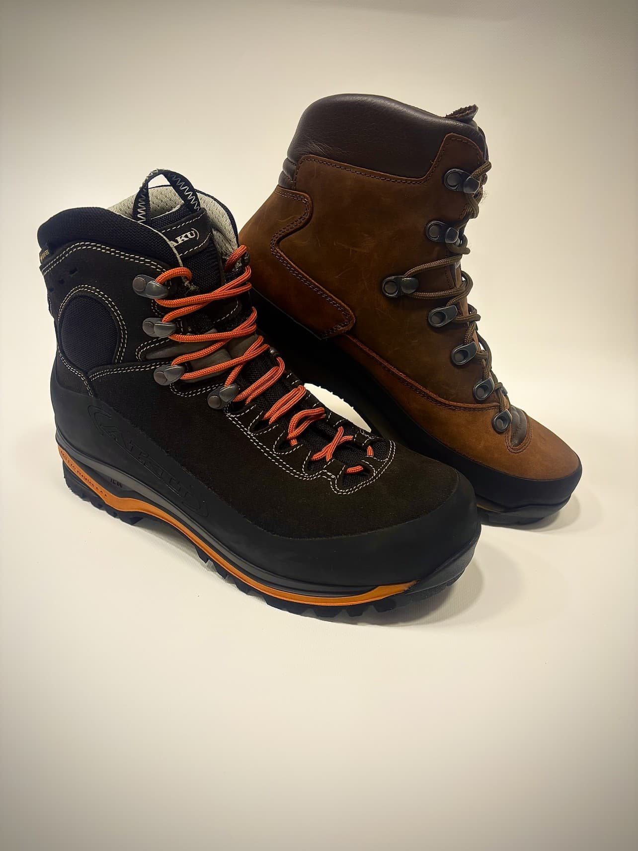 scarpe da montagna alte